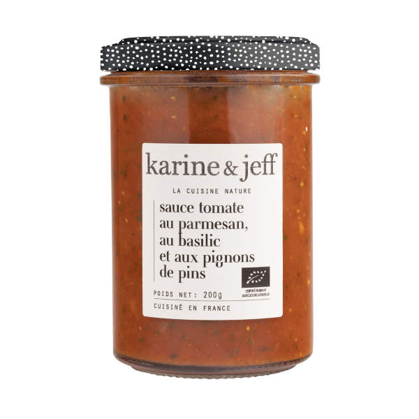 Sauce tomate au parmesan au basilic et aux pignons de pin - 1